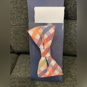 NWT Bow Tie and Pocket Square, Red Blue Green White
